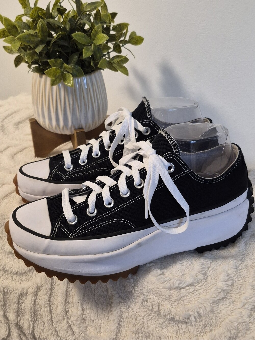 Converse Run Star Hike Ox Low Top Black White Gum Platform Sneakers Womens Sz 10